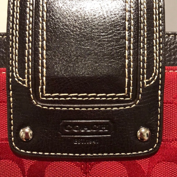 Coach red and chocolate shoulder purse - Picture 3 of 8